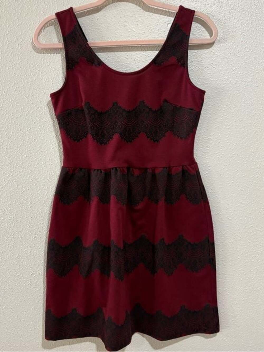 Soprano Burgundy & Black Lace Print Skater Dress – Sleeveless Fit & Flare